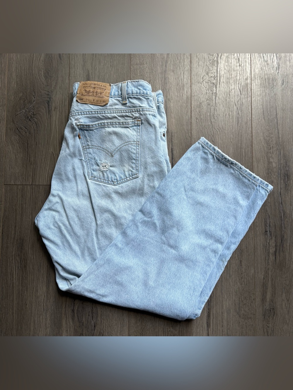 Vintage 1970's Levi's Men's Light Wash Relaxed Fit Jeans